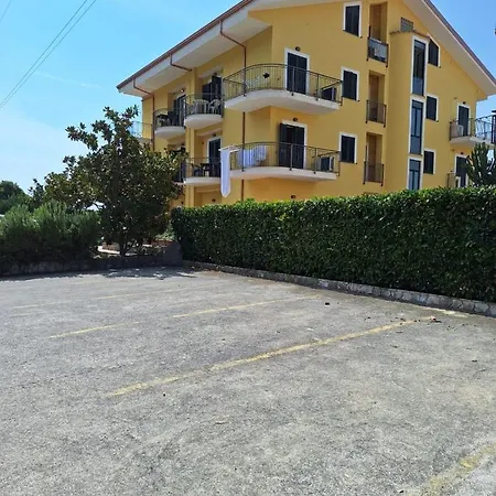 Casalbergo Curciosrl Apartman